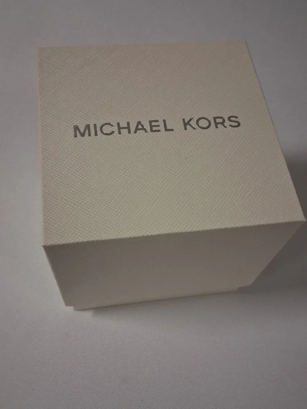 Michael Kors Parker Women's Quartz Analog Watch Gray Leather Strap MK6807 – New